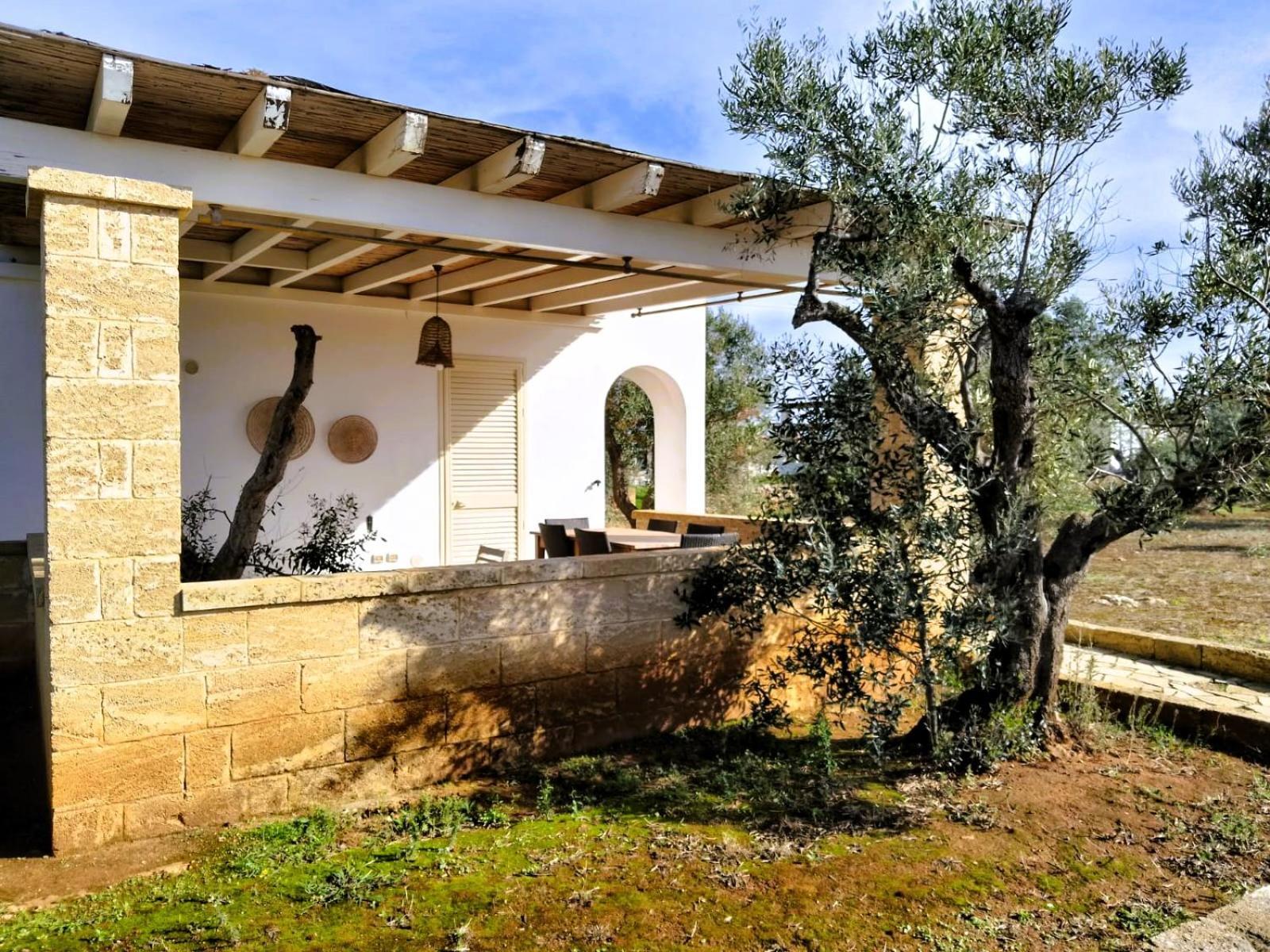 Borgo Rosso Terra Aparthotel Галиполи Екстериор снимка